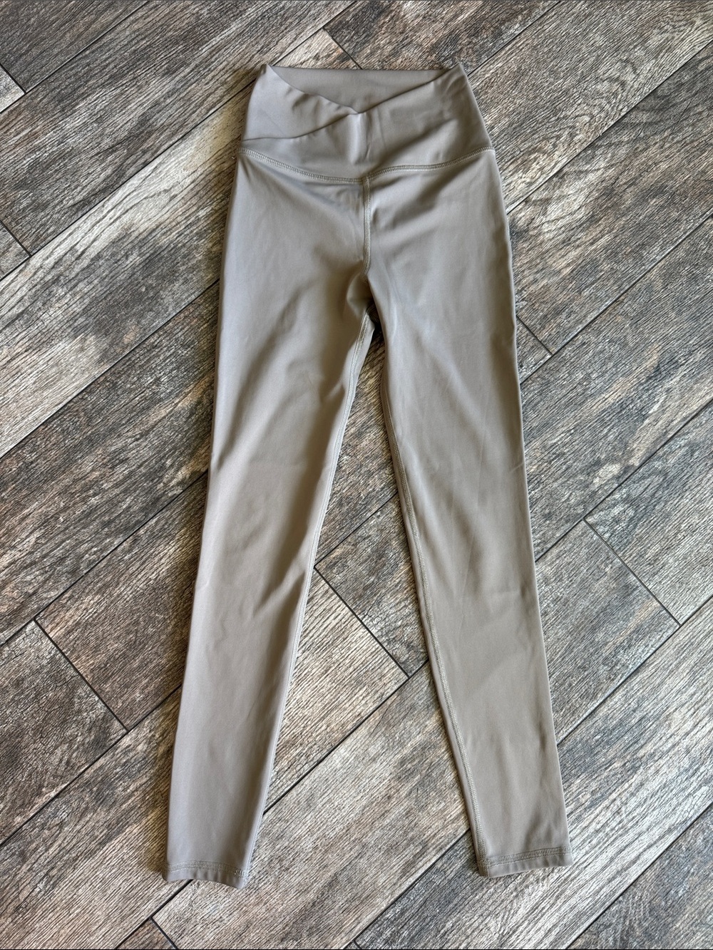 High-Waisted Women’s Leggings in Taupe